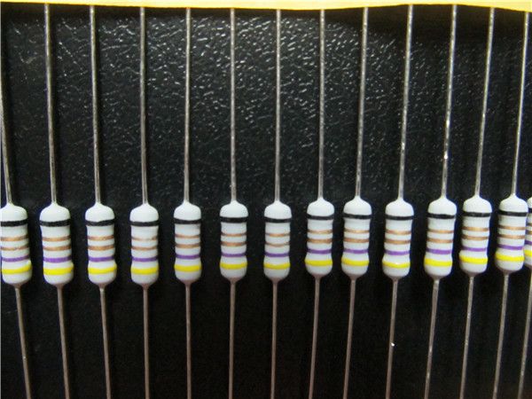 包管丝电阻器  1WS  4R7   IMG_0961